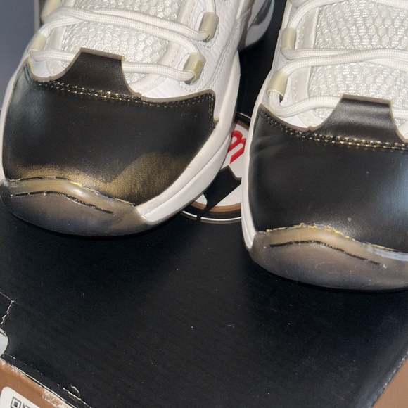 Reebok Question Mid Black & Gold Men's Size 11 US - Picture 4 of 10